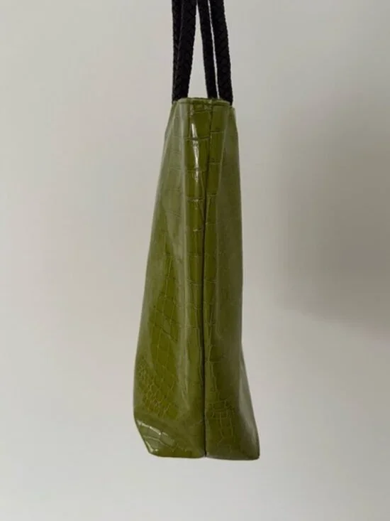 Neiman Marcus Green Crocodile Braided Handle Lined Tote Bag - Picture 6 of 11